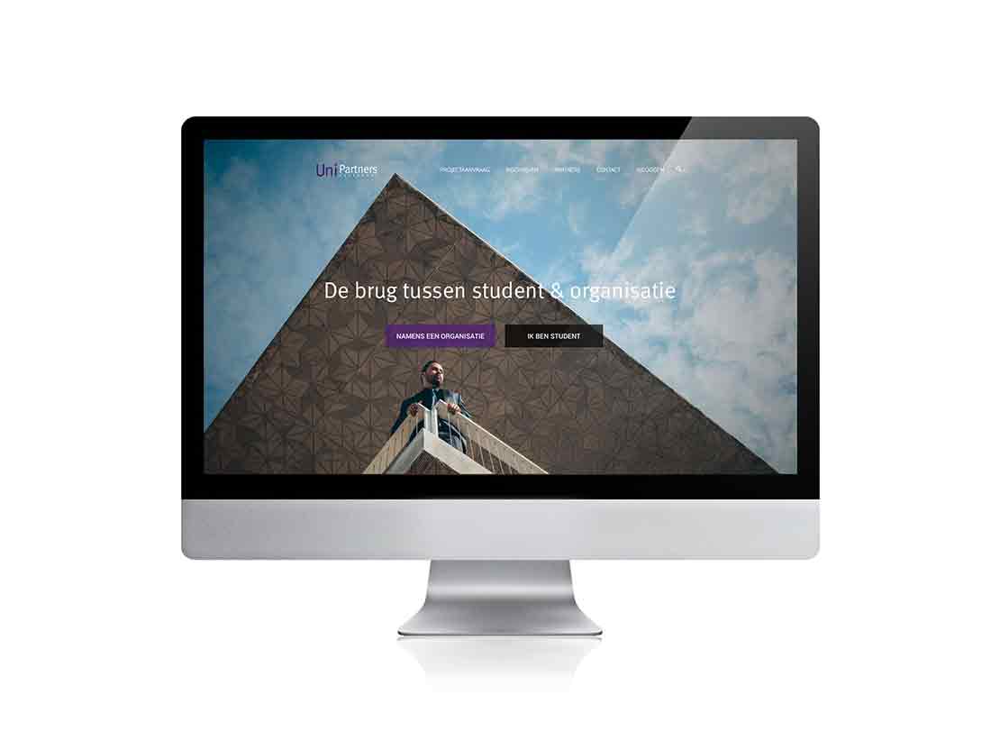 De webdesigners van Qoorts ontwikkelden het nieuwe website design voor UniPartners